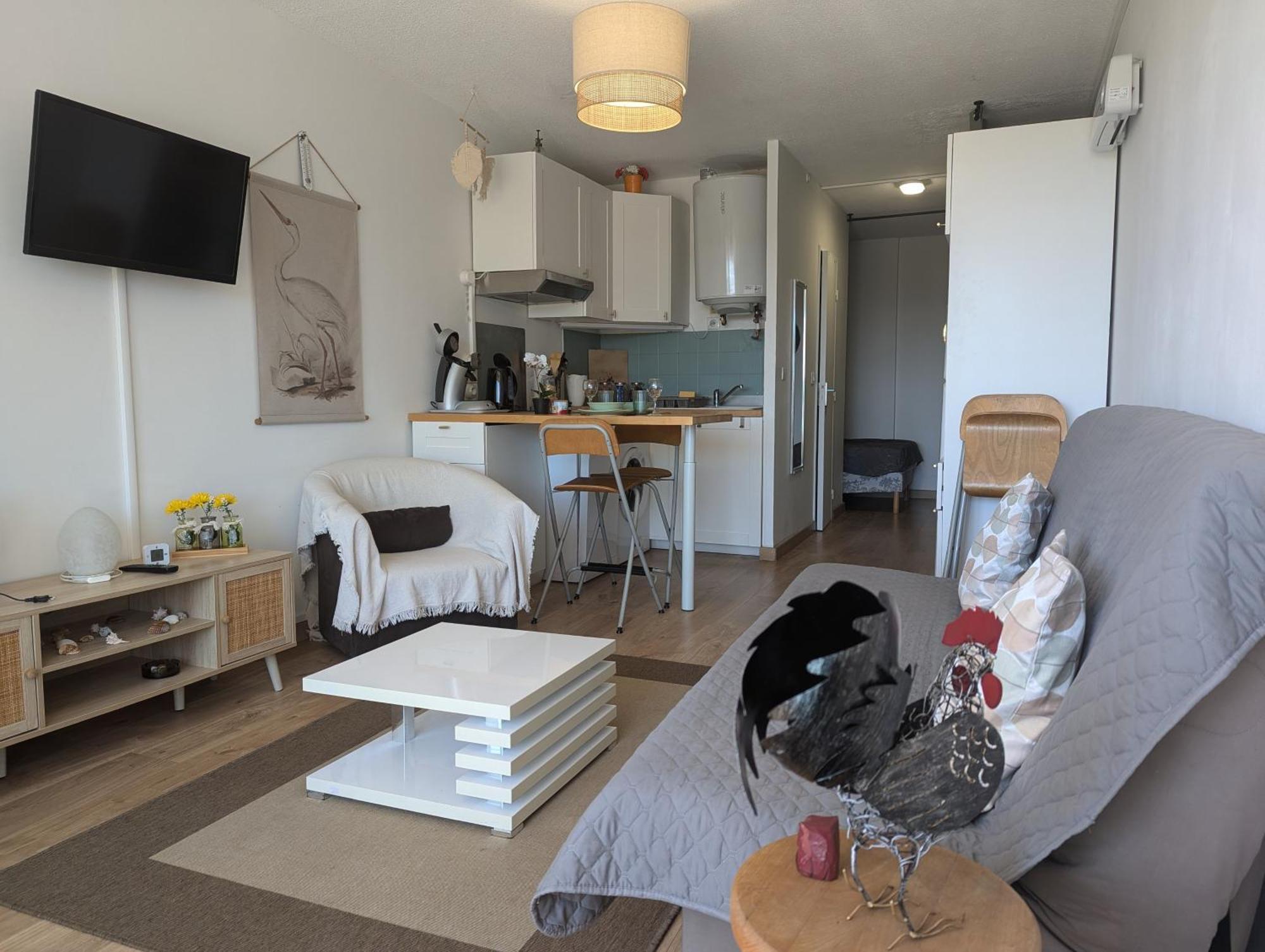 Sol-Y-Days Canastel, Studio Avec Coin Couchage, Quartier Du Boucanet Proche Commerces Et Plage Le Grau-du-Roi Bagian luar foto